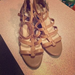 Tan heels / wedges